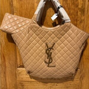 NEW Tan Large Shoulder Tote and Pouch
